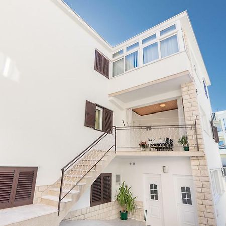 Apartment Holiday Makarska Exterior photo
