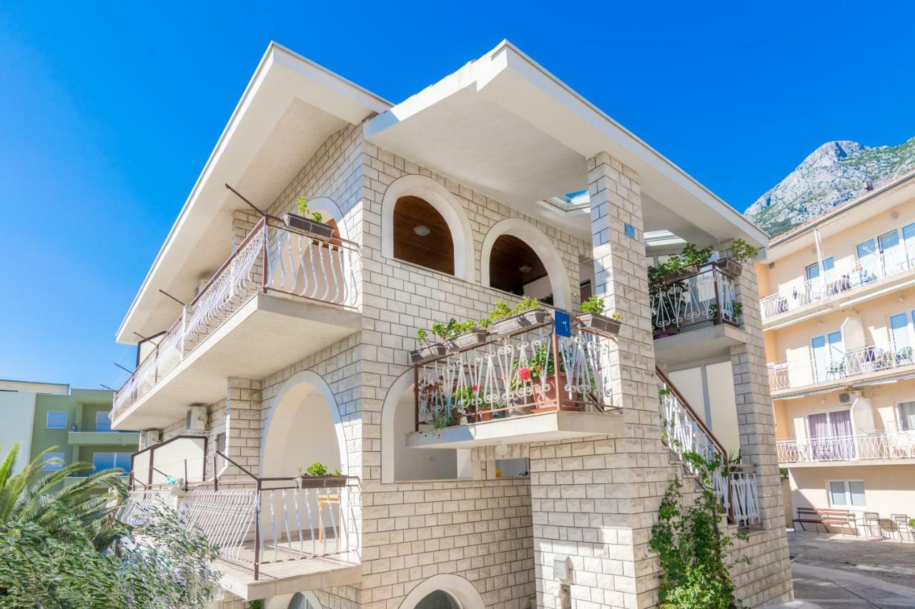 Apartment Holiday Makarska Exterior photo